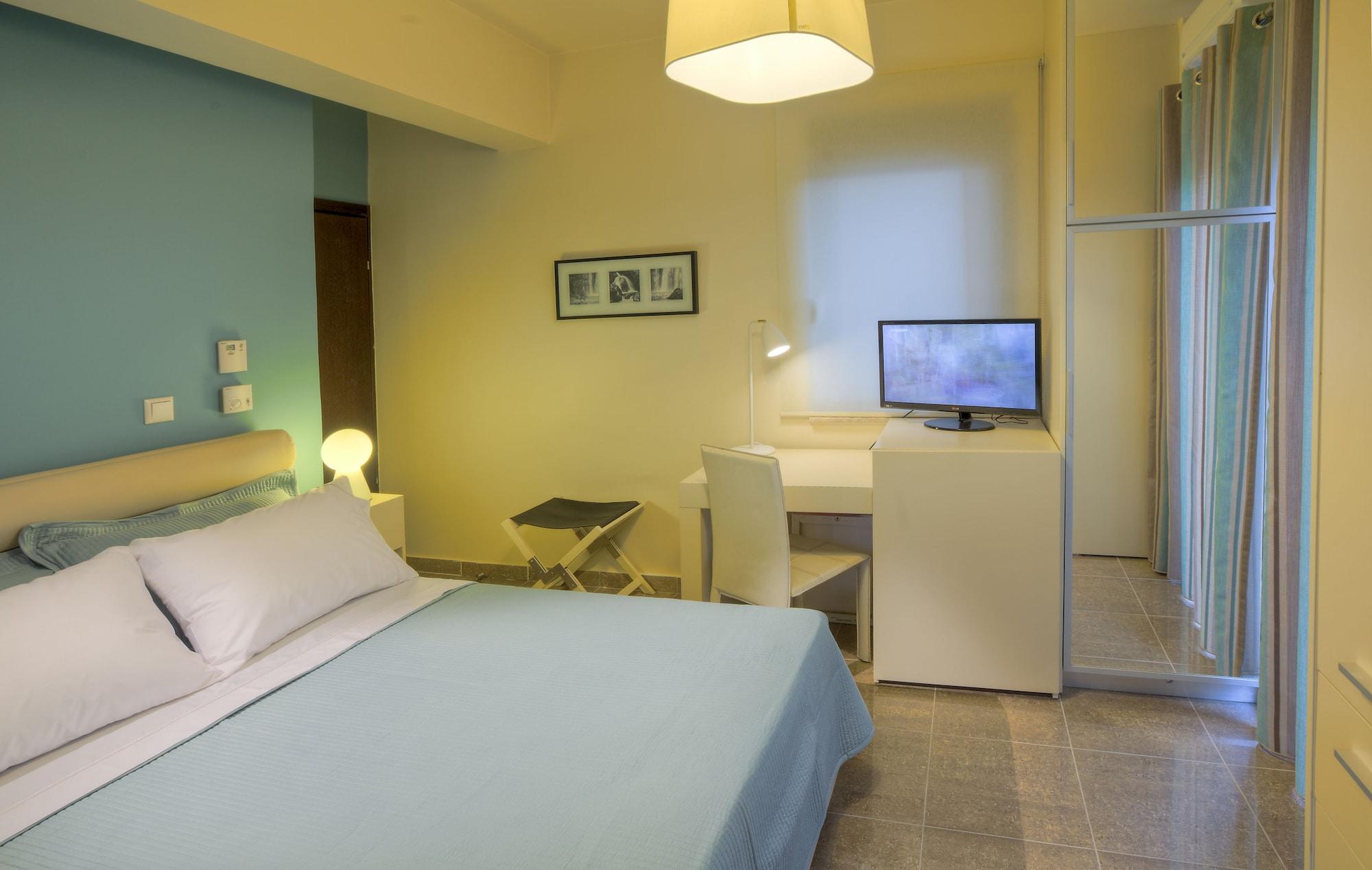 Marini Luxury Apartments&Suites Aegina Extérieur photo
